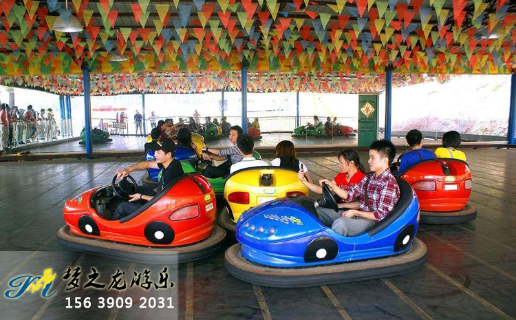 150平方游樂場碰碰車全套價(jià)格是多少?